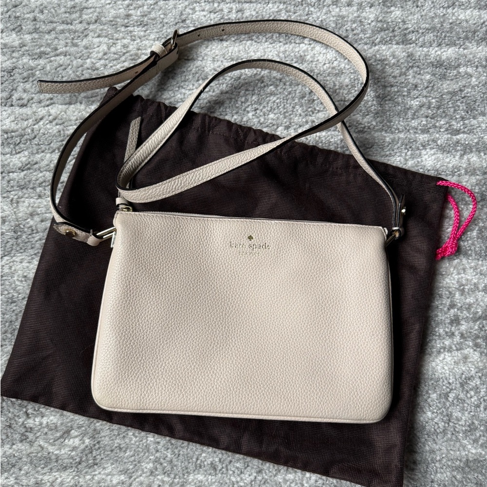 Kate Spade Pebbled Leather Crossbody purse